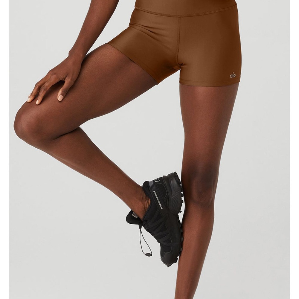 ALO Yoga Airlift 3” Shorts XL